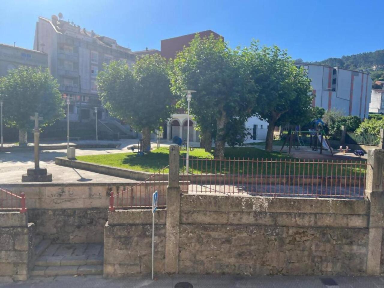 Apartamento Centrico Cerca De La Playa Bueu Zewnętrze zdjęcie
