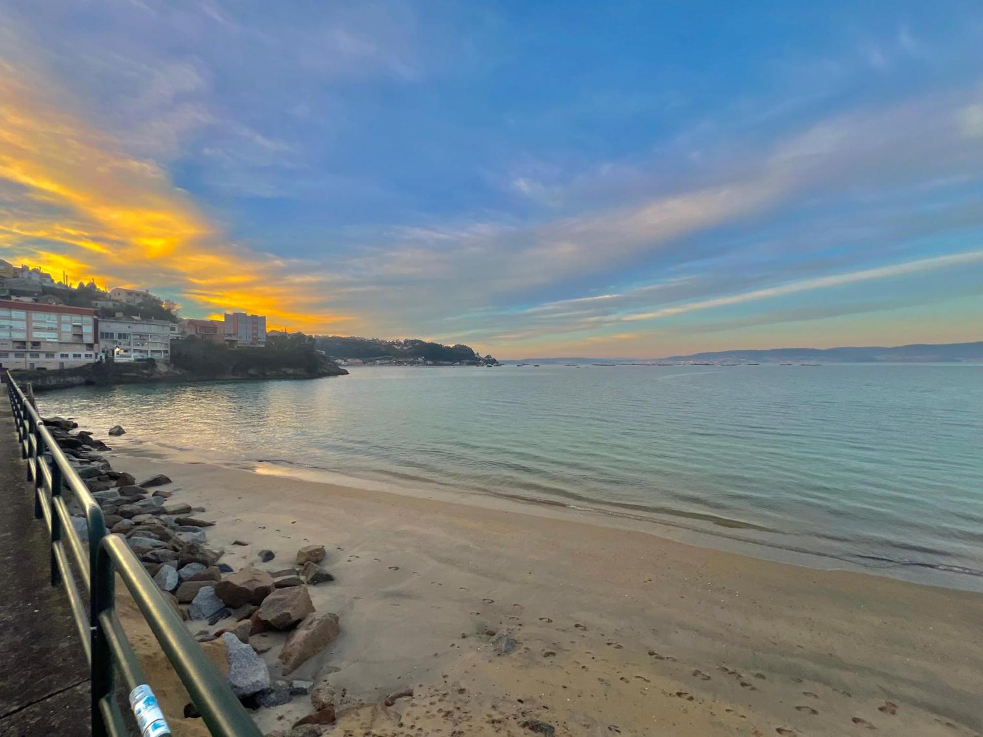 Apartamento Centrico Cerca De La Playa Bueu Zewnętrze zdjęcie